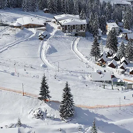 Andrea & Goran 106 アパート *