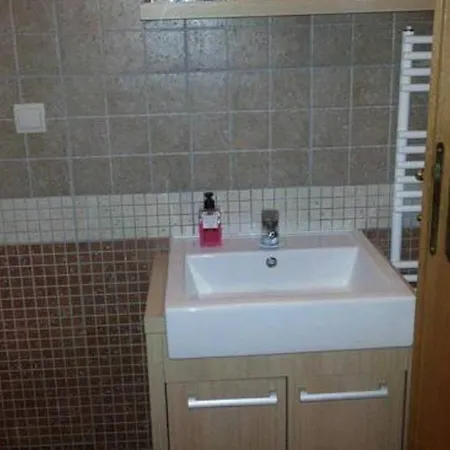 Andrea & Goran 106 ヴラシチ